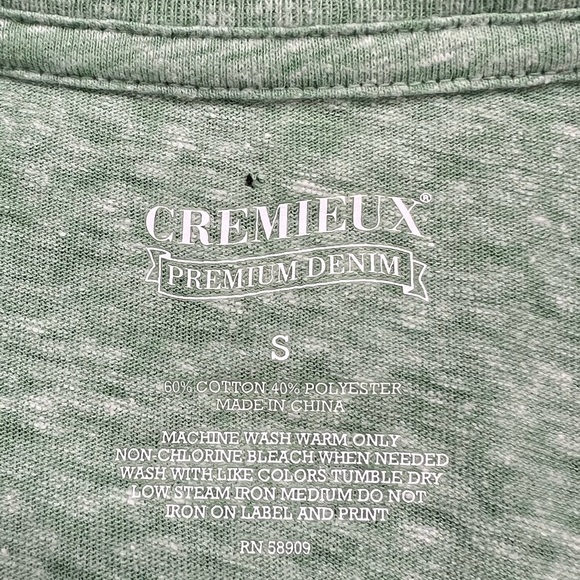 WOMEN’S Graphic Tee Shirt - Green - S - Picture 6 of 7